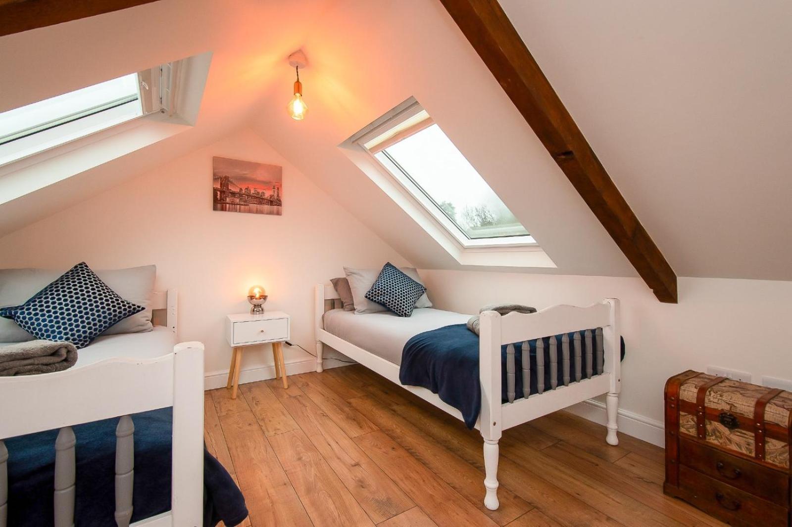 Casa One Hundred - A Beautiful 4 Bed House On The Front