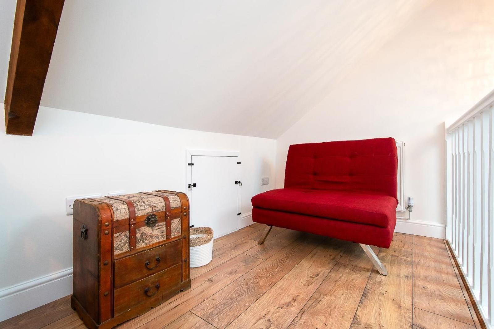 Casa One Hundred - A Beautiful 4 Bed House On The Front *