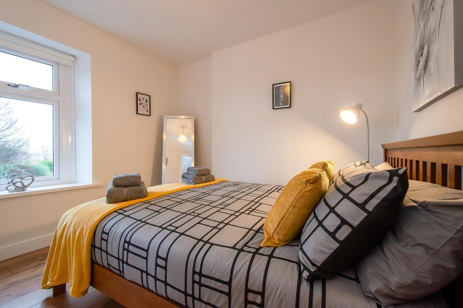 Casa One Hundred - A Beautiful 4 Bed House On The Front Holiday home Swansea